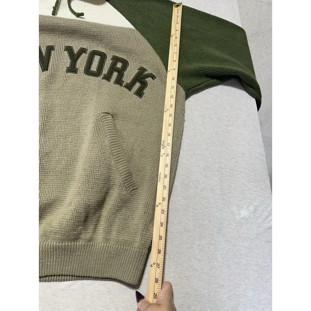 212 NYC Vintage‎ Y2K Green Cream Pullover Sweater L Large  Streetwear